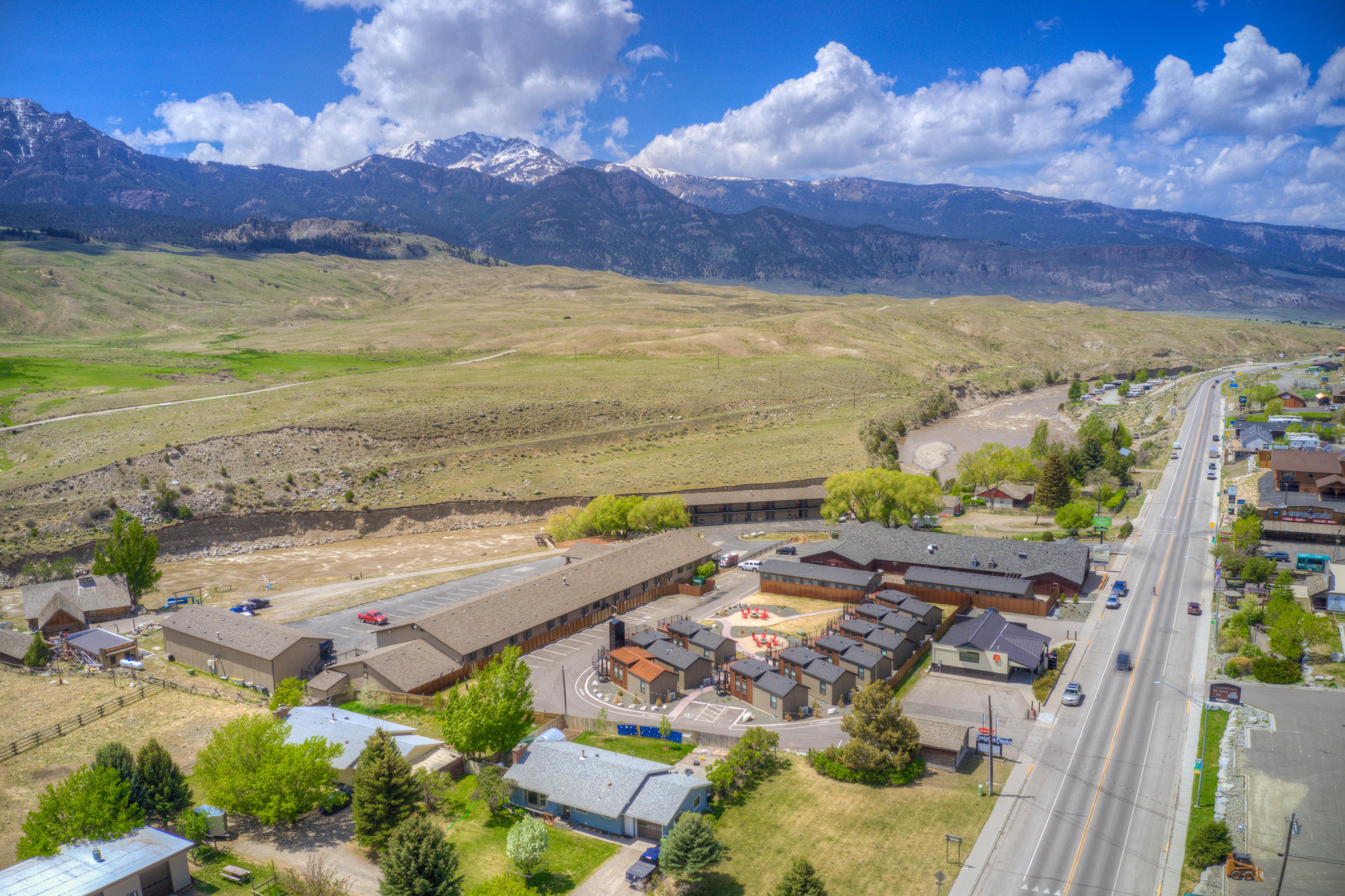 Aerial photo of The Ridgeline Hotel