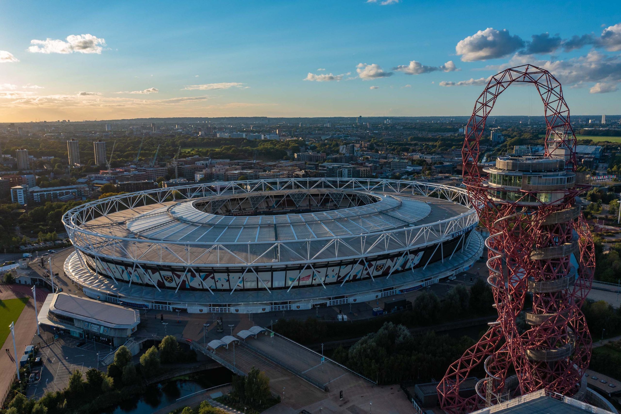 London-Stadium_Exterior