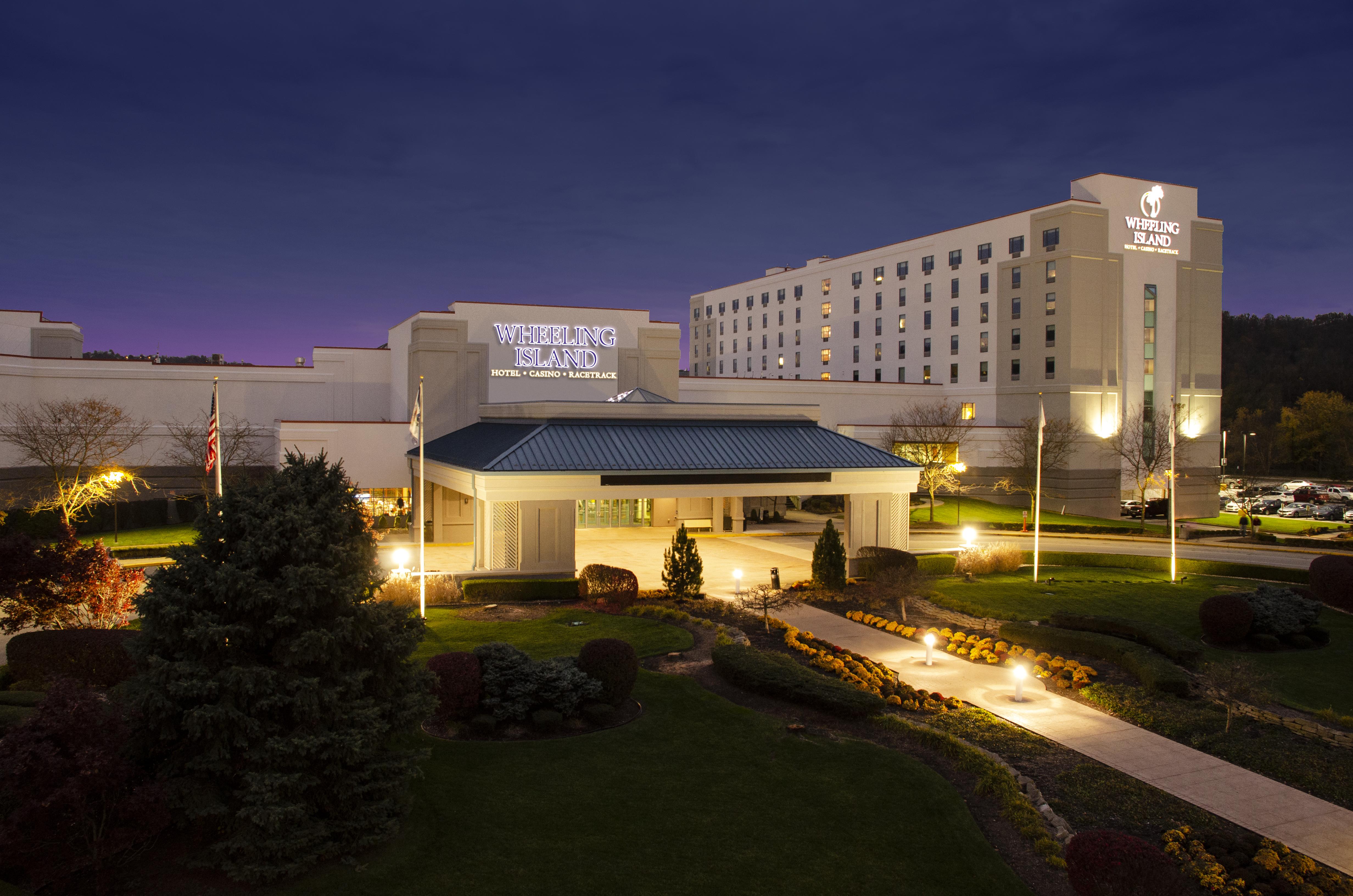 Exterior shot of Mardi Gras Casino and Resort